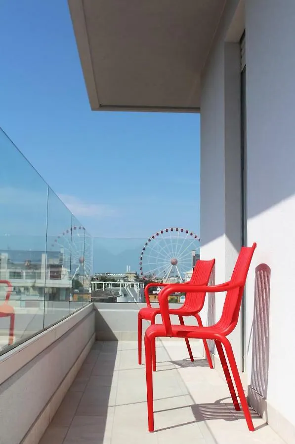 דירה לידו די ג'סולו Dainese Apartments, Casa Miriam